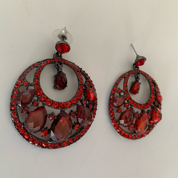 Vintage Red Jeweled Hoop Earrings Drop Rhinestones Stud Top Pierced Ears - Picture 4 of 15